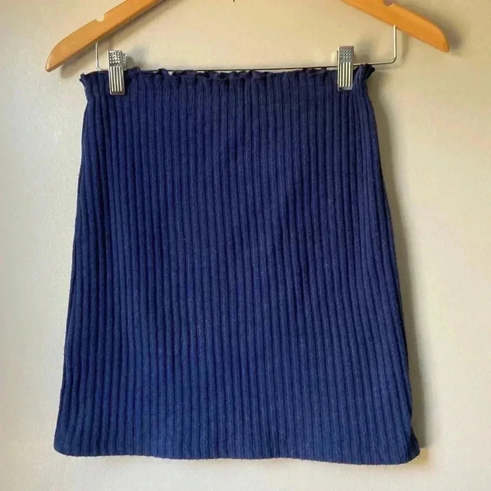 Urban Outfitters mini bodycon skirt size M